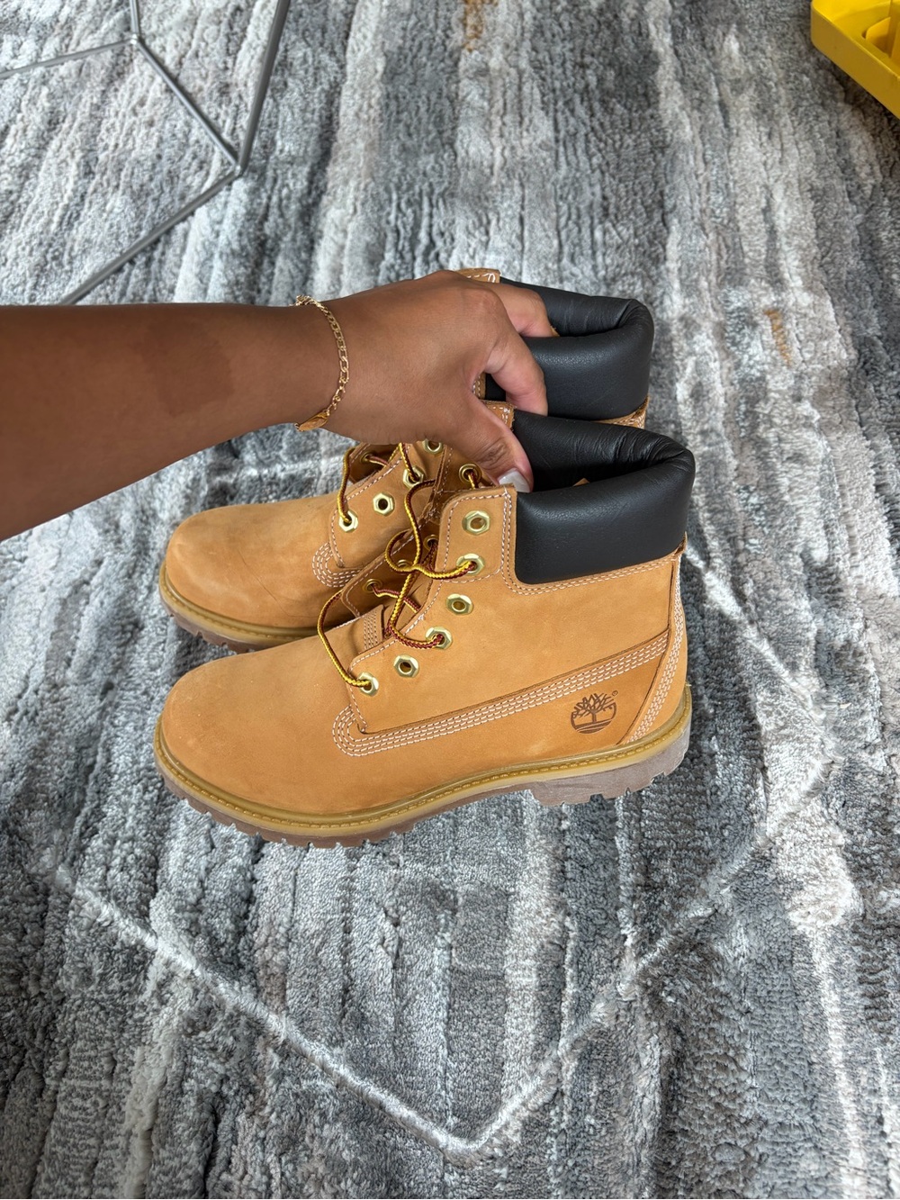 Timberland Wheat Brown women’s Leather Work Boots with Black Collar